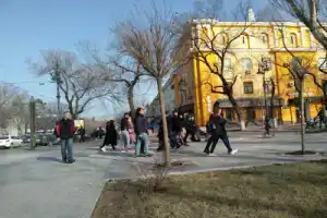 Old Square Hostel, Алматы