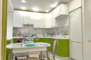 Квартира Двухкомнатная на Улице Полярные Зори 13 в Центре Мурманска