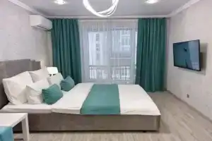 Квартира Flatirini с панорамными окнами в новом ЖК
