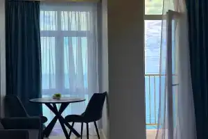 Апартаменты Дельфин на Закате - Стильная Студия у Моря в Сочи (Аше)