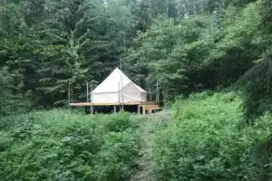 Глэмпинг Финский Хутор, Рускеала