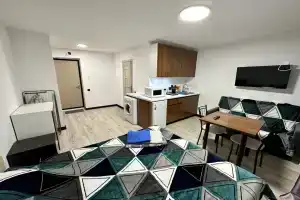 Квартира на улице Мельникайте дом 83, Тюмень