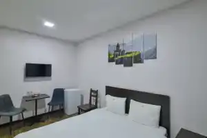 Granada Hotel, Ереван