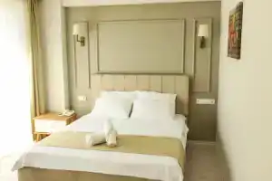 Hotel «Petra», Тузла