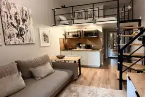 Апартаменты двухуровневые с парковкой, Москва