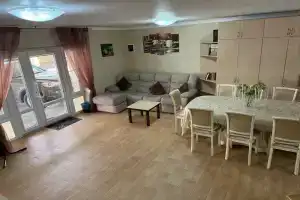 Частный дом Коттедж у Моря Импульс, Ольгинка
