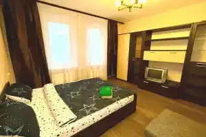 Квартира на Проспекте Защитников Москвы 7к2, Москва
