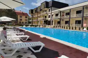 Отель «Аммонит», Новомихайловский