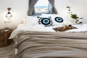 Гостевой дом Pnoi Luxury Suites, Картерадос