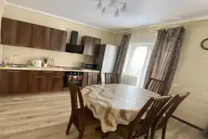 Бунгало Янтак 1 на Озере Банное, Зеленая Поляна