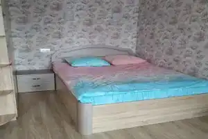 Квартира Однокомнатная Студия в Районе Универмага