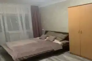 Квартира на Парижской Коммуны 30/29, Красноярск