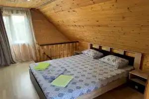Частный Дом 604 с Балконом Рядом с Пляжем, Кабардинка