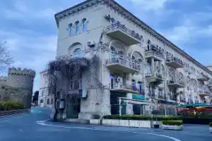 Апарт-отель By Mirror Hotels, Баку