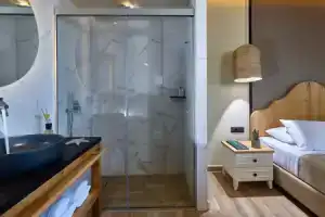 Marni Village, Херсониссос