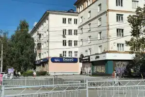 Квартира Двухкомнатная в Центре Втузгородка Ленина- 103