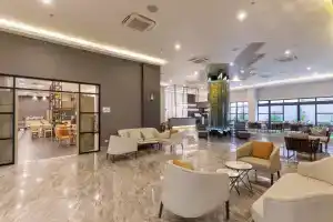 Отель «Woovo Phuket Patong - Sha Extra Plus», Патонг