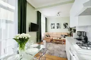 Квартира GM Apartments Трёхкомнатная с видом на Тверскую, Москва