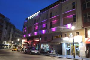 Adana Saray Hotel, Адана