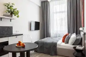 Апартаменты 10 Комфортно И Точка на ул. Кржижановского 15к1, Москва