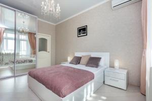 Квартира Двухкомнатная у ЗАГСА, Тюмень