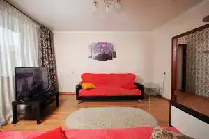 Квартира на улице Дмитриева 3/2, Омск