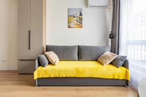 Апартаменты InHome24 Стильная Студия на Производственной, Москва