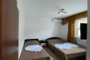 Гостевой дом на Самбурова 84, Анапа