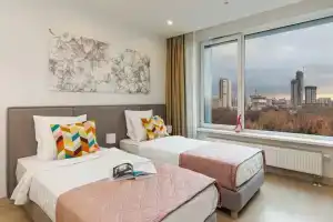 Апартаменты с видом на парк, Москва