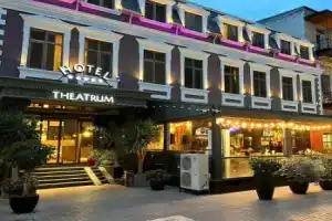 Theatrum Hotel Baku, Баку