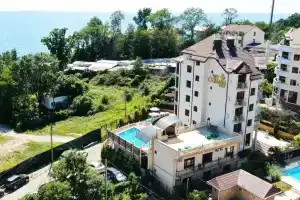 Гостиница «Юлия», Агой