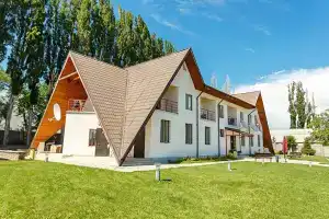 Отель «Долиннка», Кара-Ой