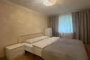 Квартира Inndays Apartments на Генерала Антонова, Москва