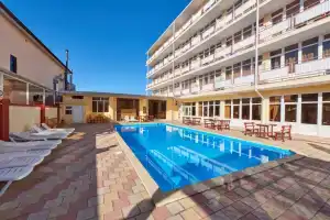 Гостиница «Морская Звезда», Ольгинка