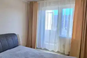 Квартира Евро трехкомнатная возле Онкологического диспансера, Красноярск