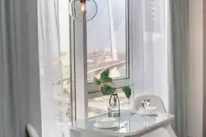 Апартаменты на высоком этаже с видом на мост, недалеко от центра. Брянская 18., Владивосток