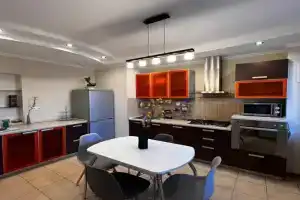 Квартира 3 комнаты, Казань