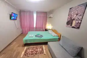 Апартаменты Амурский бульвар 56, Хабаровск