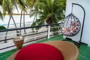 Dhonfulhafi Beach View & Spa Hotel, Баа Атолл