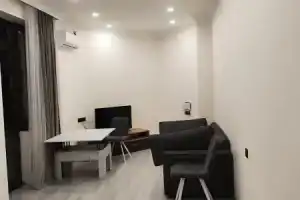 Central Apt. in Yerevan, Ереван