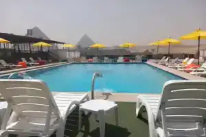 Regency Pyramids Hotel, Каир
