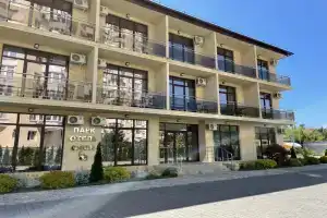 Гостиница «Слон», Лазаревское