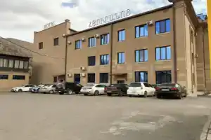 Отель «Imperial», Капан