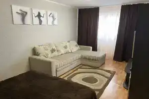 Квартира на Таврической 6, Тюмень