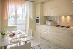 LovelyHome39| Апартаменты у парка Ашман на Аллее Знаний Сельма, Калининград