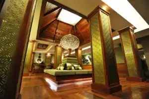 Отель «The Privilege Floor By Borei Angkor», Сиемреап