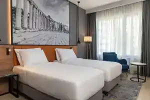 Hotel Radisson Blu Amman Galleria Mall, Амман