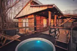 Глэмпинг «Грушöвая вода», Майкоп