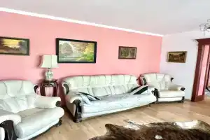 Квартира Комфортная Трехкомнатная в Самом Центре