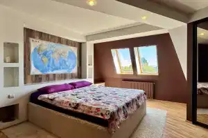 Квартира Двухкомнатная рядом с Верхним Озером, Калининград